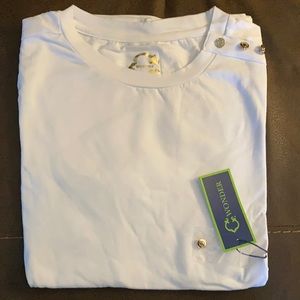 Women’s white crew neck tee size small